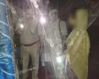 मेरठ में सुरक्षा व्यवस्था को लेकर बड़ा एक्शन,  झुग्गी-झोपड़ियों में रह रहे बाहरी लोगों का हुआ वेरिफिकेशन