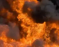 Lucknow Fire:  कैसरबाग में मकान की छत पर स्टोर में लगी आग, दमकल नहीं पहुंच सकी