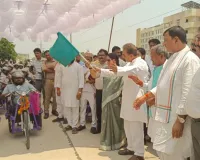 गोंडा में 709 दिव्यांगजनों को मिले 1030 सहायक उपकरण, केंद्रीय विदेश राज्यमंत्री ने दिखाई हरी झंडी 