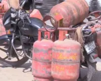 लखनऊ में भंडारे के नाम पर एलपीजी की कालाबाजारी, पूर्ति विभाग ने ऐसे खोली पोल