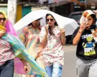 UP Weather Update : यूपी में गर्मी का सितम, 39 जिलों में हीटवेव की चेतावनी 