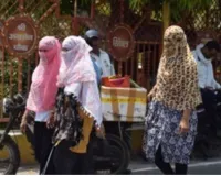 UP Weather Update : यूपी के 31 जिलों में लू के बीच मानसून की आहट, अगले चार-पांच दिन में हो सकती है झमाझम बारिश 