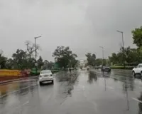 UP Weather News : आगरा में झमाझम बारिश, कमजोर पड़ने वाला है पश्चिमी विक्षोभ का असर, फिर सताएगी गर्मी 