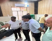 Raebareli BEO Attacked:  रायबरेली में बीईओ पर जानलेवा हमला, हाथ में फ्रैक्चर, शिक्षक का सिर फटा