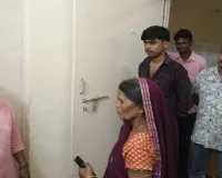 Hardoi News: स्वास्थ्य व्यवस्था पर सवाल, डॉक्टर के इंतजार में 10 घंटे तड़पती रही गर्भवती; परिजन लखनऊ ले गए