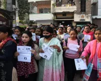 Bihar SI Prohibition Exam 2026 : ब्लूटूथ से नकल की कोशिश नाकाम, 38 जिलों के 515 केंद्रों पर हुई परीक्षा, दो बायोमेट्रिक कर्मी भी पकड़े गए