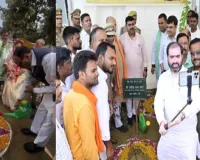 'एक पेड़ मां के नाम' अभियान में बाराबंकी ने रचा कीर्तिमान, एक दिन में लगे 61.87 लाख पौधे, डिप्टी सीएम ने किया पौधरोपण