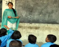 Budaun News : जिले के 1799 परिषदीय स्कूलों को निपुण बनाने का मिला लक्ष्य
