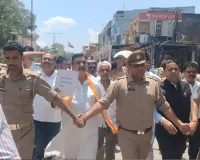 Moradabad News : कांग्रेसियों का हंगामा, राहुल गांधी से अभद्रता के खिलाफ किया विरोध प्रदर्शन
