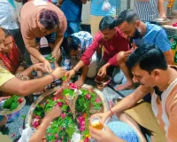 Shahjahanpur News : सावन के पहले दिन जय शिव शंकर के उदघोष गूंजे शिवालय-मंदिरों में उमड़े श्रद्धालु, किया जलाभिषेक