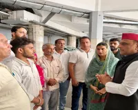 मेरठ छात्रा हत्याकांड : पीड़ित परिवार से मिले अखिलेश यादव, पुलिस कार्रवाई पर उठाए सवाल, कहा- 'जनता अब भाजपा के भाषण नहीं, न्याय चाहती है'