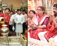 यूपी के मंत्री नन्दी ने मनाया 16वां 'पुनर्प्राप्त जन्मोत्सव', भगवान शिव का किया रुद्राभिषेक, 30 नवजात बेटियों को बांटे बेबी किट