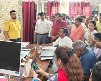 Bareilly News : वेतन एरियर और चयन वेतनमान को लेकर प्राथमिक शिक्षक संघ का धरना-प्रदर्शन
