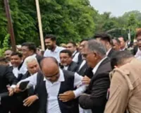 राम मंदिर चंदा चोरी! चंपत राय, अनिल मिश्रा और गोपाल राव के खिलाफ FIR कराने श्रीराम जन्मभूमि थाने पहुंचे वकील 