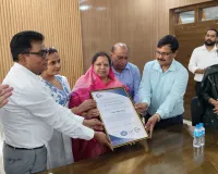 Barabanki News : जिला पंचायत बाराबंकी को मिला ISO प्रमाण पत्र, गुणवत्ता और पारदर्शिता की मिली पहचान