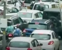  CJP प्रोटेस्ट के बीच दिल्ली में भारी जाम, पुलिस ने जारी की ट्रैफिक एडवाइजरी; समर्थकों पर हत्या के प्रयास की FIR दर्ज