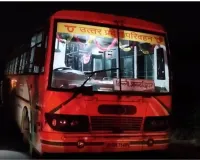 Etah Road Accident : एटा में हाईवे पर खराब रोडवेज बस में धक्का लगा रहे यात्रियों को कंटेनर ने कुचला, चार की मौत 