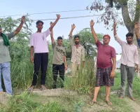रायबरेली में 11 हजार वोल्ट लाइन बनी खतरा: ईदगाह के पास झूलते तारों पर फूटा ग्रामीणों का गुस्सा, आंदोलन की चेतावनी