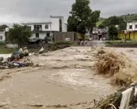 Jammu Kashmir Flood: पुंछ-राजौरी में मूसलाधार बारिश का कहर, भूस्खलन और बाढ़ से 11 की मौत, कई लापता