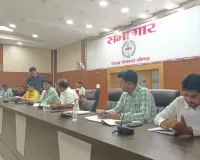 Gonda News: उर्वरक वितरण में गड़बड़ी पर डीएम का सख्त एक्शन, 144 सहकारी समितियों पर एफआईआर की चेतावनी