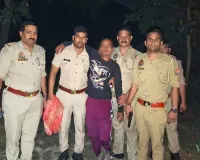 कायमगंज में पुलिस मुठभेड़: 25 हजार का इनामी आरोपी पैर में गोली लगने के बाद गिरफ्तार, अवैध तमंचा और हथियार बरामद