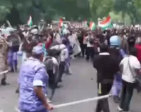 Jantar Mantar Protest: संसद मार्च से पहले जंतर-मंतर पर हंगामा, लाठीचार्ज के बाद CJP की पहली प्रतिक्रिया; बोली- 'यह संविधान की भावना के खिलाफ'