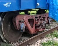 अमेठी में बड़ा रेल हादसा टला: सिंदुरवा में इंडोरामा साइडिंग पर मालगाड़ी के 7 वैगन पटरी से उतरे, ट्रैक बहाली में जुटा रेलवे