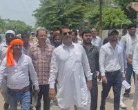 कानपुर: व्यापारियों के विरोध के आगे झुका आवास विकास परिषद, धरने के बाद कारण बताओ नोटिस वापस लेने का आश्वासन