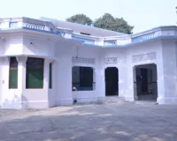 Lucknow News: एक फैसले ने बढ़ाई सैकड़ों परिवारों की चिंता! नगर निगम के इस स्कूल में फीस 250 से सीधे 700 रुपये, अभिभावक परेशान