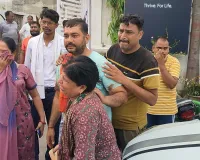 Barabanki Road Accident: स्कूल जा रहे 8वीं के छात्र को तेज रफ्तार ट्रक ने रौंदा, इकलौते बेटे की मौत से परिवार पर टूटा दुखों का पहाड़