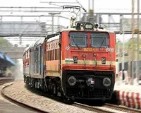 Bareilly News : कासगंज-ऐशबाग रूहेलखंड एक्सप्रेस 11 साल बाद फिर से पटरी पर, सफर से पहले चेक करें नया टाइम टेबल