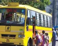 Mathura News: स्कूल बस की चपेट में आई दूसरी कक्षा के छात्र, मौत के बाद गुस्साए ग्रामीणों ने किया प्रदर्शन