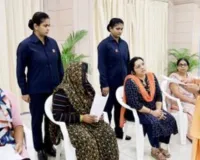  जनता दर्शन में सीएम योगी ने खिलाड़ियों को दिया भरोसा,  'पदक जीतिए, सरकार देगी सम्मान और नौकरी में प्राथमिकता'