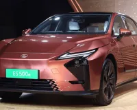 Lexus ES 350h:   लग्जरी, हाइब्रिड तकनीक और स्मार्ट सेफ्टी का प्रीमियम संगम