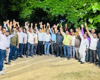  UP Teacher Transfer : घर कब लौटेंगे? वर्षों से घर वापसी की राह देख रहे शिक्षकों ने चुनावी साल में फूंका आंदोलन का बिगुल, बोले- अब सिर्फ ज्ञापन नहीं, आर-पार की लड़ाई