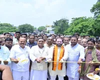 बाराबंकी : राज्यमंत्री सतीश चंद्र शर्मा ने लघु सेतु का किया लोकार्पण, यातायात को मिलेगी रफ्तार