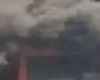 लखनऊ से गोरखपुर जा रही थी बस :  बस्ती में चलती रोडवेज बस में लगी आग