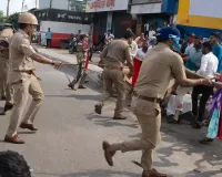 सहारनपुर शिव हत्याकांडः शव रखकर हाइवे किया जाम तो पुलिस ने भरसाईं लाठियां, लोगों ने किया पथराव; कई घायल