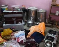Bahraich News : बक्सा-अटैची उठाकर 200 मीटर दूर ले गए चोर, तोड़कर उड़ाई लाखों की नकदी व जेवर; पत्नी के इलाज पर संकट