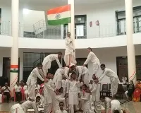 Kanpur News : ‘मैं न रहूं… पर भारत सदैव जीवित रहे’, वेद विद्यालय के बच्चों का उद्घोष सुन भावुक हुआ सरसौल; शहीद की पत्नी भी सम्मानित