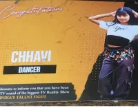 Auraiya News : गांव की गलियों में शुरू हुआ डांस का सफर, अब ‘इंडिया टैलेंट फाइट’ के मंच पर छाईं औरैया की छवि