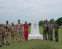 Shravasti News : स्वतंत्रता दिवस से पहले इंडो-नेपाल बॉर्डर पर बढ़ी चौकसी, डीएम-एसपी ने लिया सुरक्षा का जायजा; SSB ने निकाली तिरंगा रैली