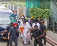 Sukhbir Singh Badal Attack : सुखबीर बादल पर धारदार हथियार से हमला, PM मोदी ने हरसिमरत कौर से फोन पर लिया हाल; आरोपी गिरफ्तार