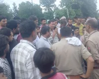 बदायूं में कांवड़ियों के रास्तों से गौवंश पकड़ने पर क्यों छिड़ गया विवाद, पेशु-प्रेमियों ने लगाया गंभीर आरोप 