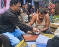 Moradabad News : मूंढापांडे में खाद्य सुरक्षा विभाग की बड़ी छापेमारी, 100 किलो मिलावटी मावा पकड़ा, 99 किलो किया नष्ट