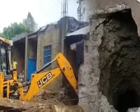 Kanpur News : घर का आंगन बना मौत का कुआं, 20 फीट नीचे गिरी 18 साल की युवती की दर्दनाक मौत; कई घंटे चला रेस्क्यू