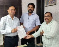 Bareilly News: 14 साल की सेवा के बाद अनुदेशकों ने उठाई 11 मांगें, विधायक को सौंपा ज्ञापन