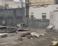  मलबे में बदला इलाका, टूटी रेलिंग और गेट के टुकड़े बिखरे, पाकिस्तानी दूतावास पर भारत का एक्शन, जानें क्या है मामला 