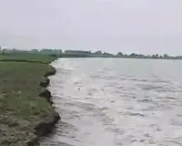 Budaun News :  गंगा की कटान से तटवर्ती गांवों में दहशत, बाढ़ के बीच एक लाख क्यूसेक से ज्यादा पानी