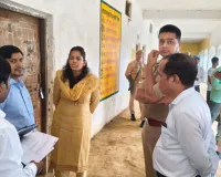  Shravasti News: बाढ़ को लेकर प्रशासन अलर्ट, डीएम-एसपी ने शरणालय का किया निरीक्षण; भोजन से दवा तक पुख्ता इंतजाम